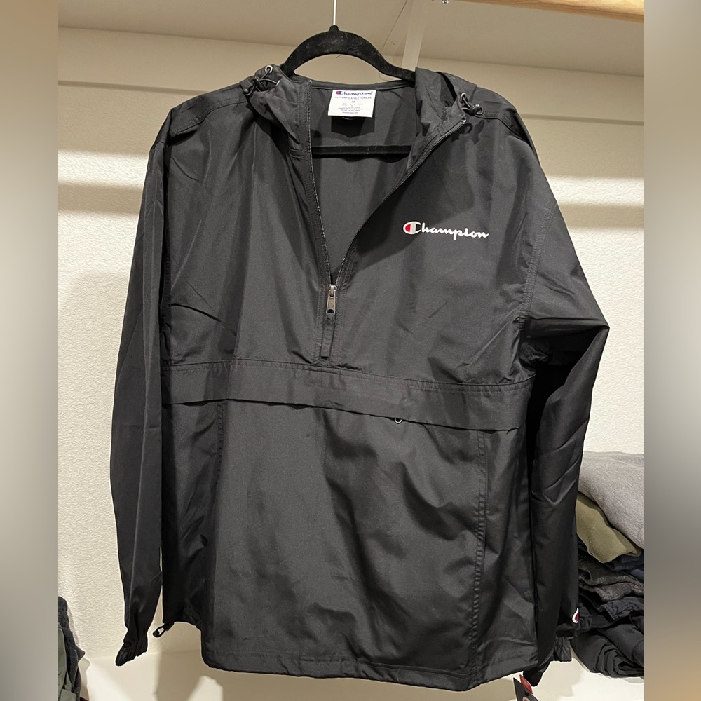 NWT - Men’s Champion Stadium Packable Jacket with Script Logo